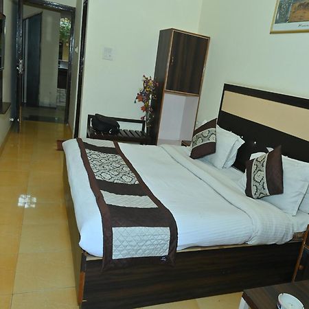 Goyal Plaza Hotel 5 Mint. Waling Distance From Pushkar Lake Extérieur photo