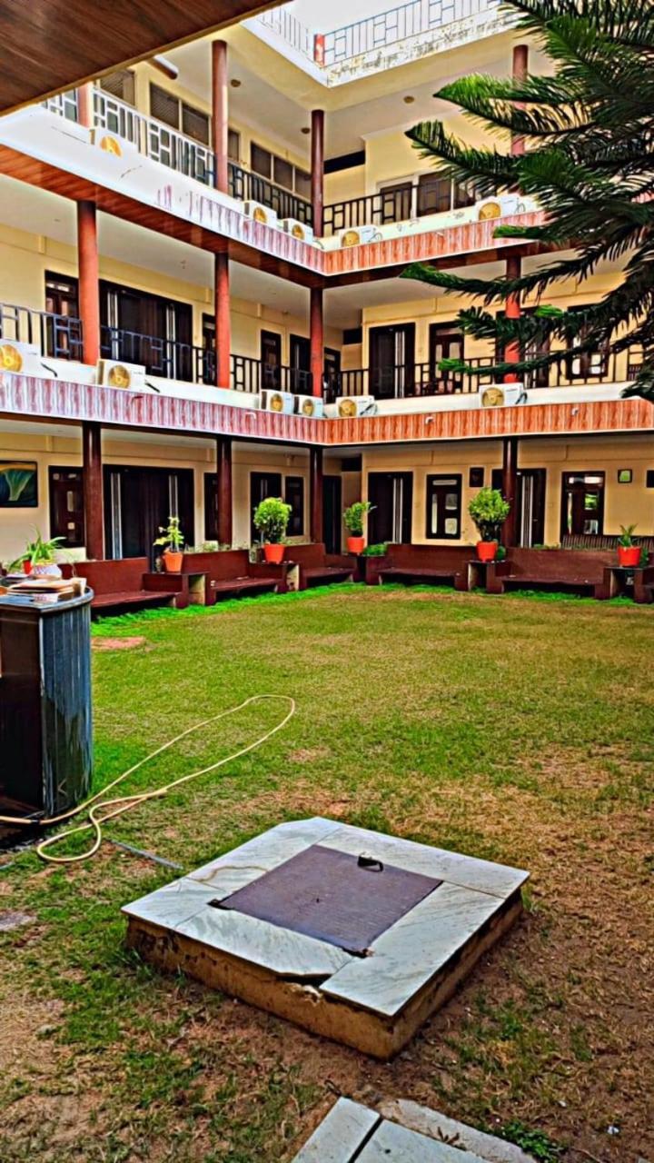 Goyal Plaza Hotel 5 Mint. Waling Distance From Pushkar Lake Extérieur photo